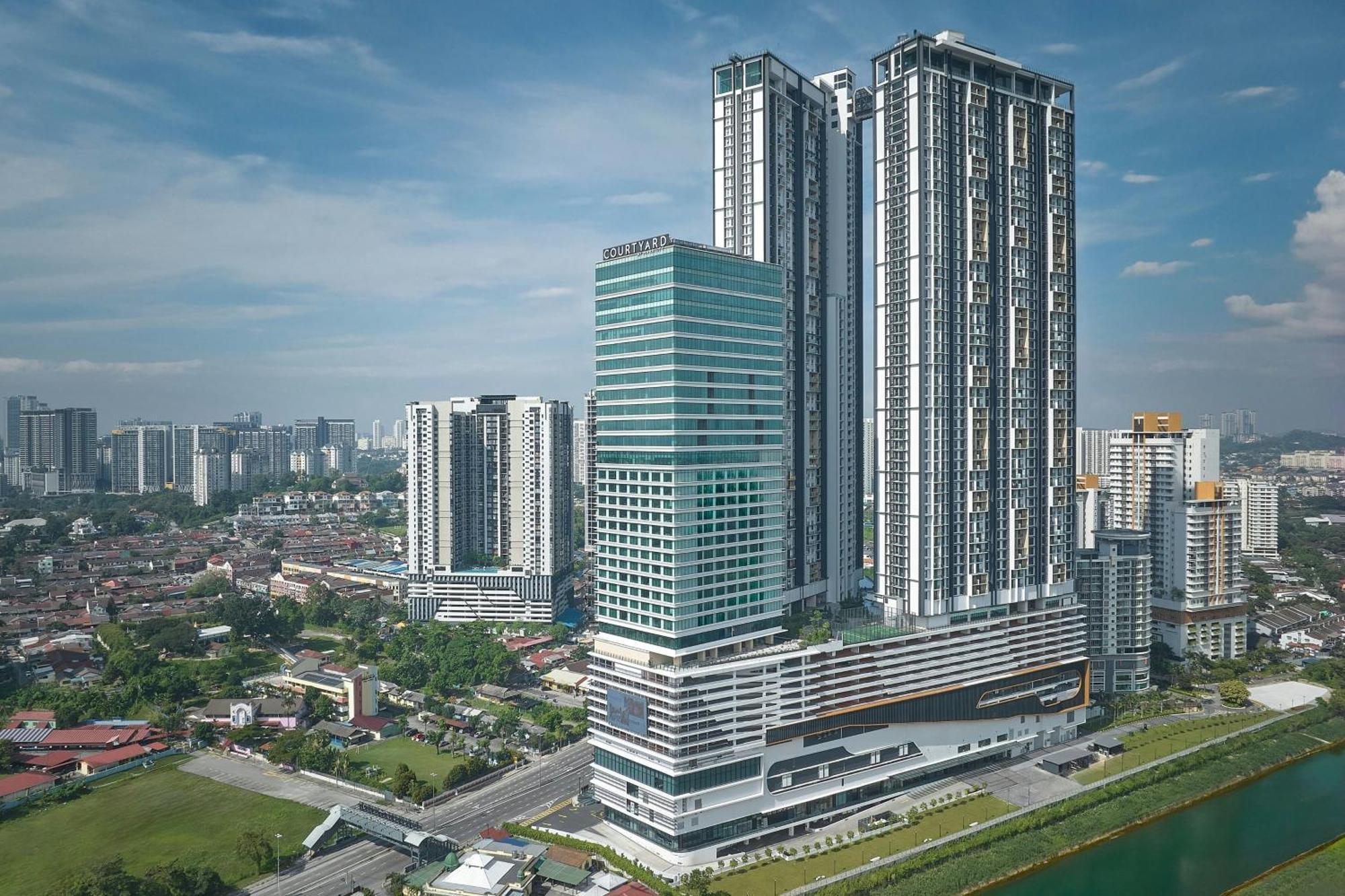 Hotel Courtyard By Marriott Kuala Lumpur South Exterior foto